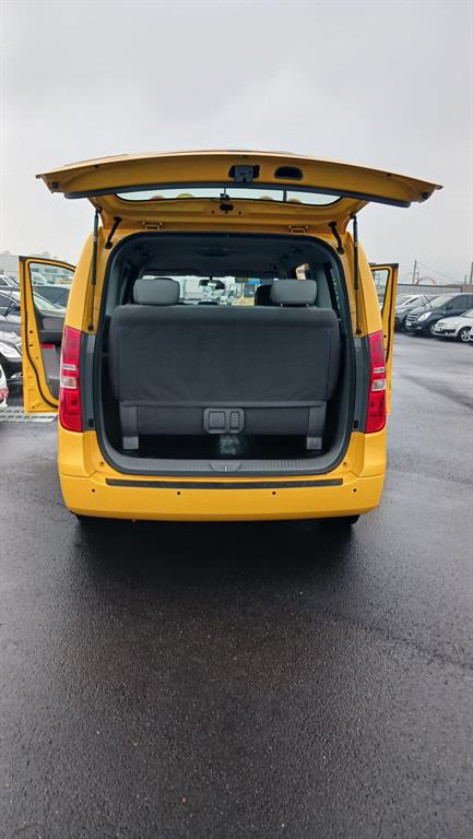 HYUNDAI Starex 2017 Amarillo - Importación desde Corea - HF Imports Iquique - Foto 17