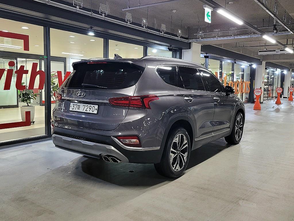 HYUNDAI Santa Fe - Vista 4