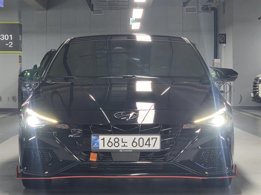 HYUNDAI Avante - Vista 5