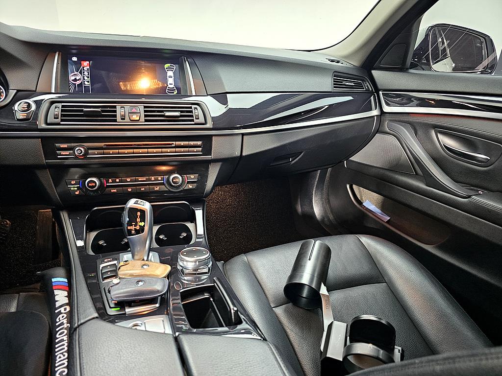 BMW 5 Series - Vista 9