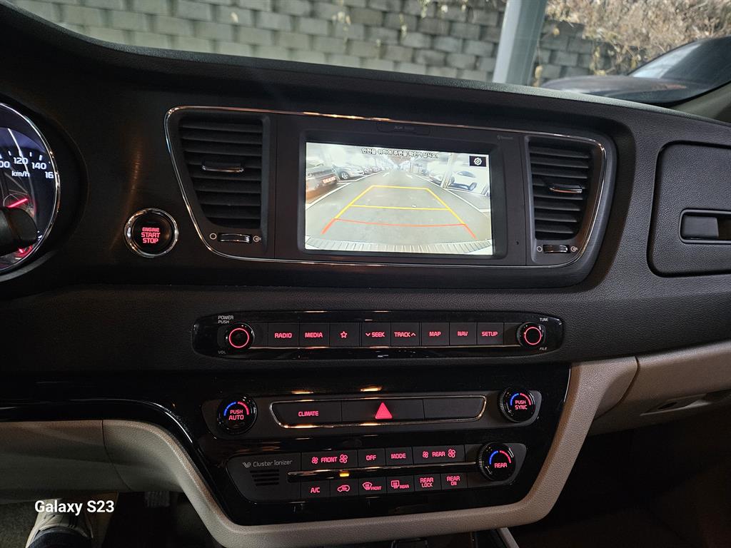 KIA Carnival 2020 Plateado - Importación desde Corea - HF Imports Iquique - Foto 16