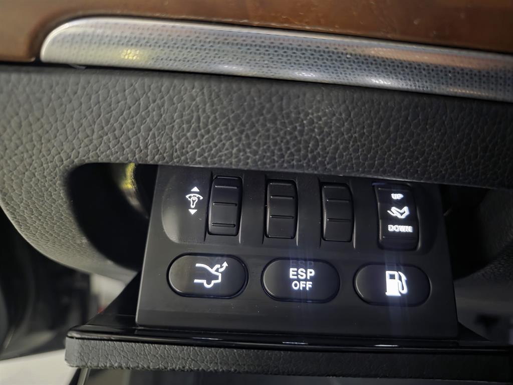 Ssangyong Chairman 2015 Negro - Importación desde Corea - HF Imports Iquique - Foto 13