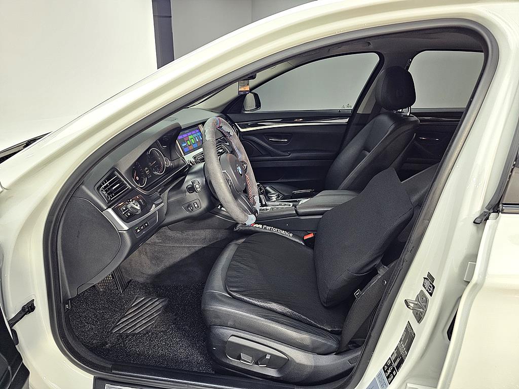 BMW 5 Series - Vista 7