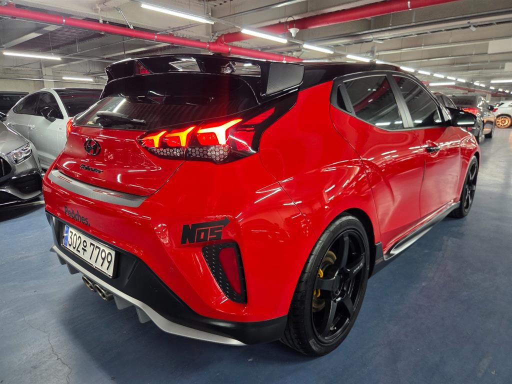 HYUNDAI Veloster - Vista 6