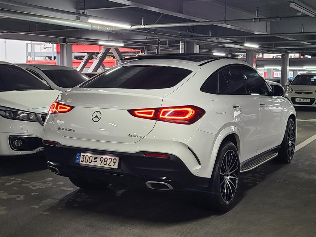 Mercedes Benz GLE Class - Vista 4