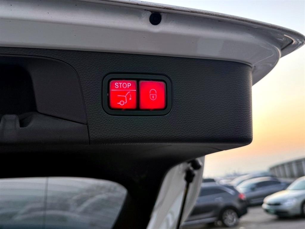 Mercedes Benz GLC Class 2021 Blanco - Importación desde Corea - HF Imports Iquique - Foto 19