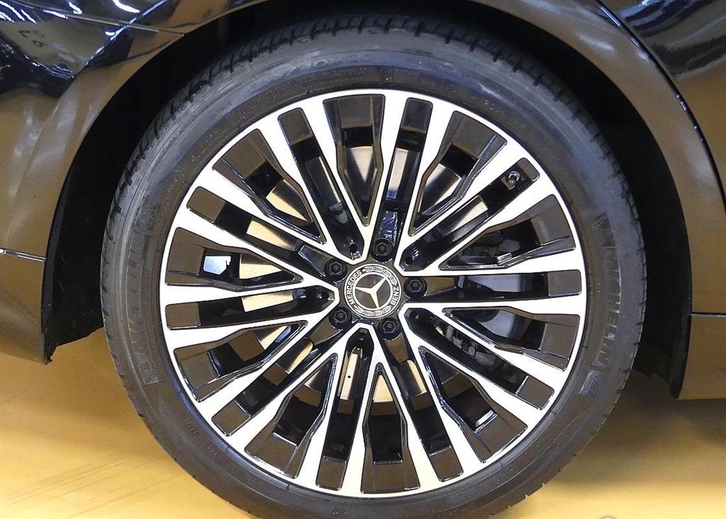 Mercedes Benz S Class - Vista 9