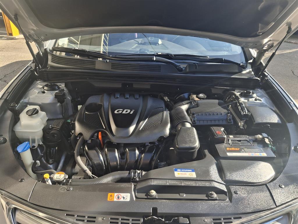 HYUNDAI Grandeur - Vista 12