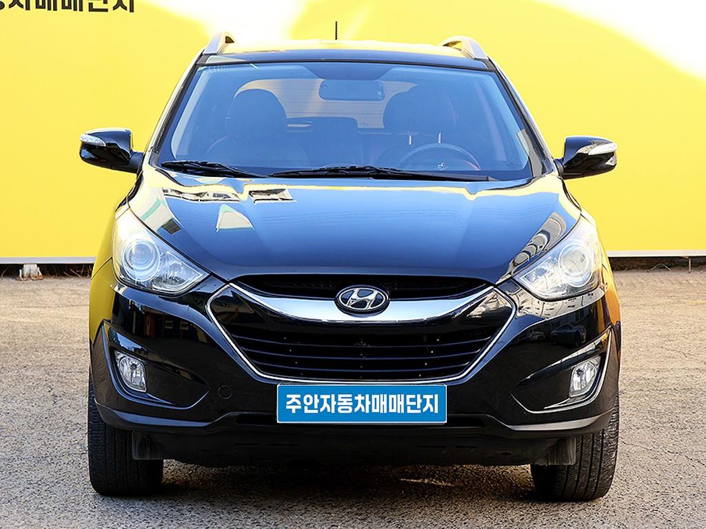 HYUNDAI Tucson 2011 Negro - Importación desde Corea - HF Imports Iquique - Foto 1