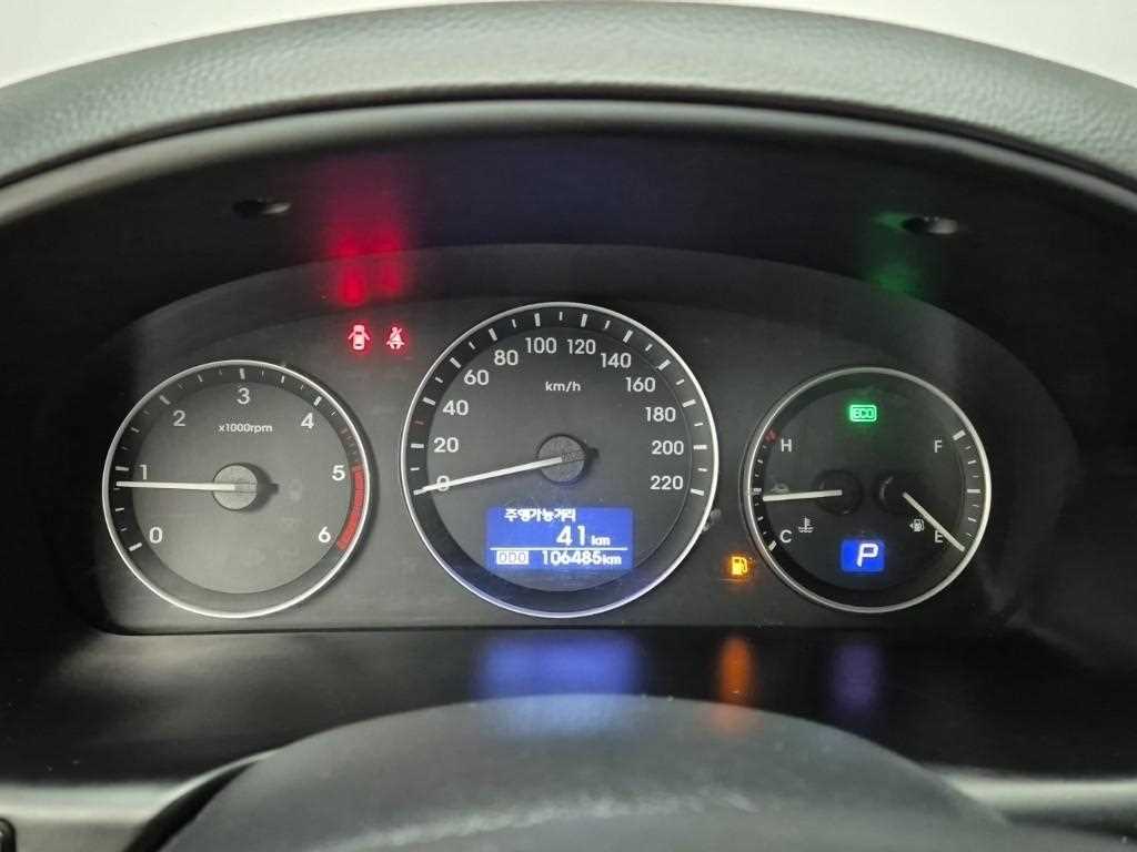 HYUNDAI Starex - Vista 6