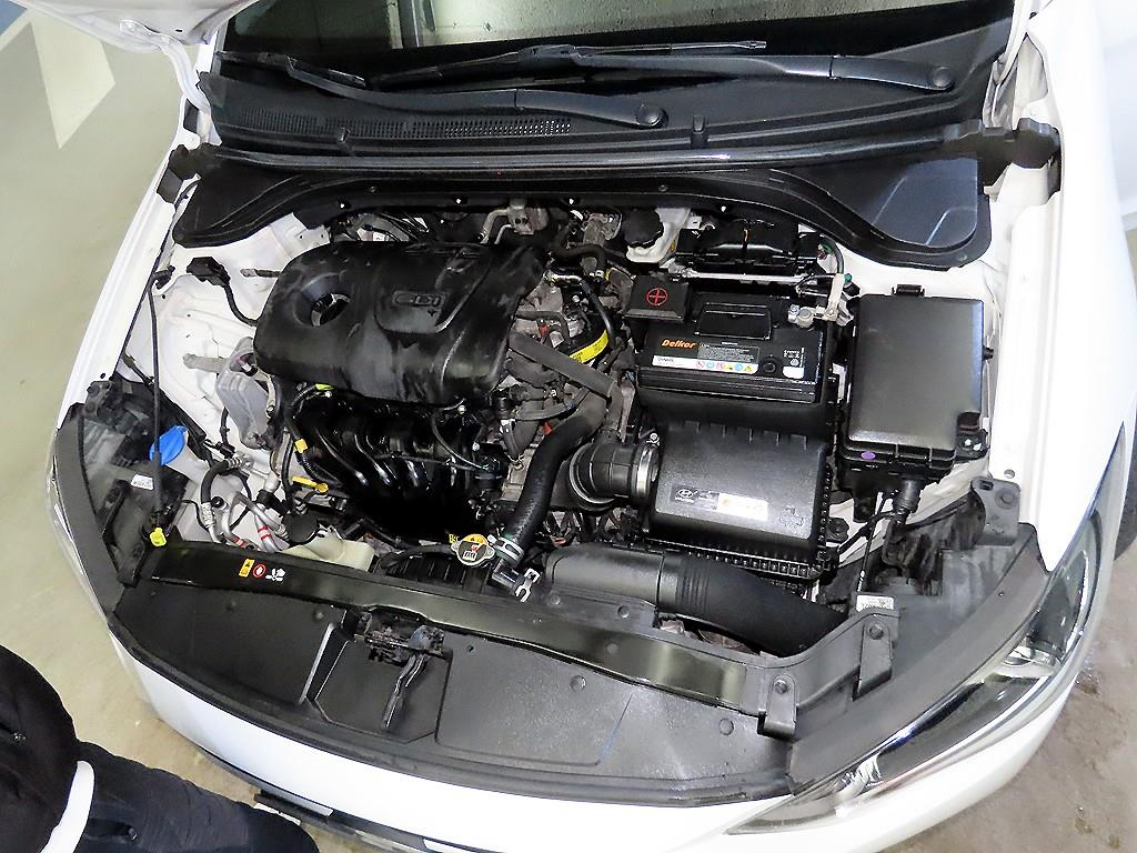 HYUNDAI Avante 2018 - Importación desde Corea - HF Imports Iquique - Foto 17