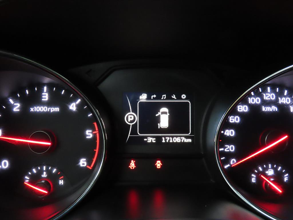 KIA Carnival - Vista 10