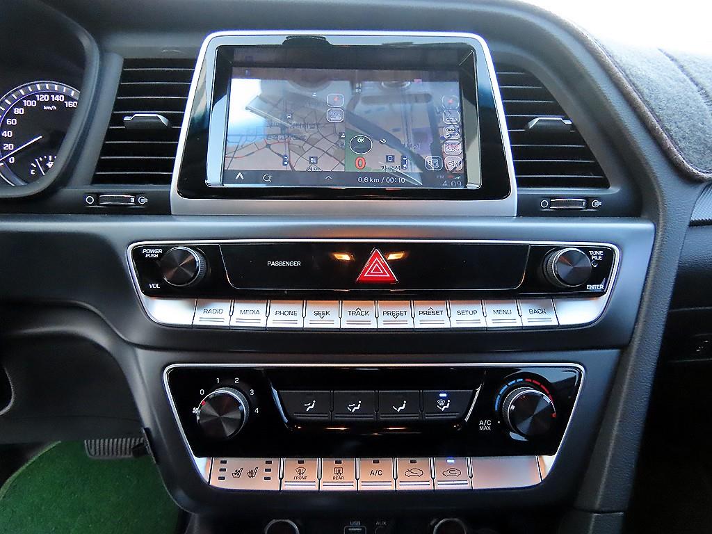 HYUNDAI Sonata 2018 Plateado - Importación desde Corea - HF Imports Iquique - Foto 13