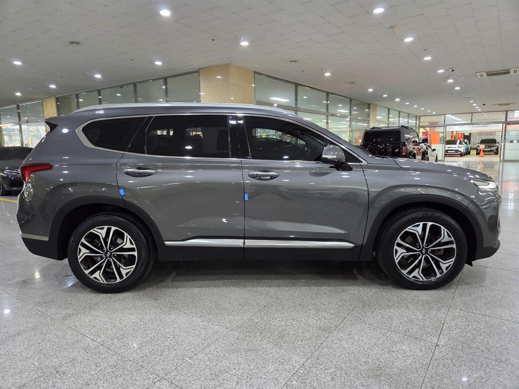 HYUNDAI Santa Fe - Vista 5