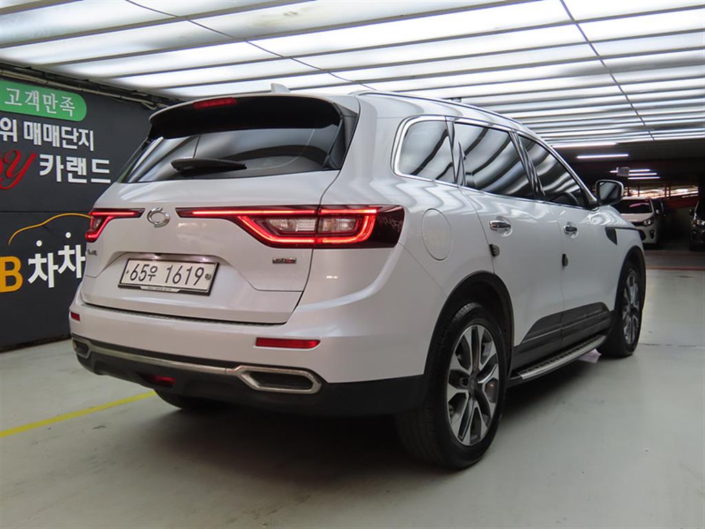 SAMSUNG QM6 - Vista 4