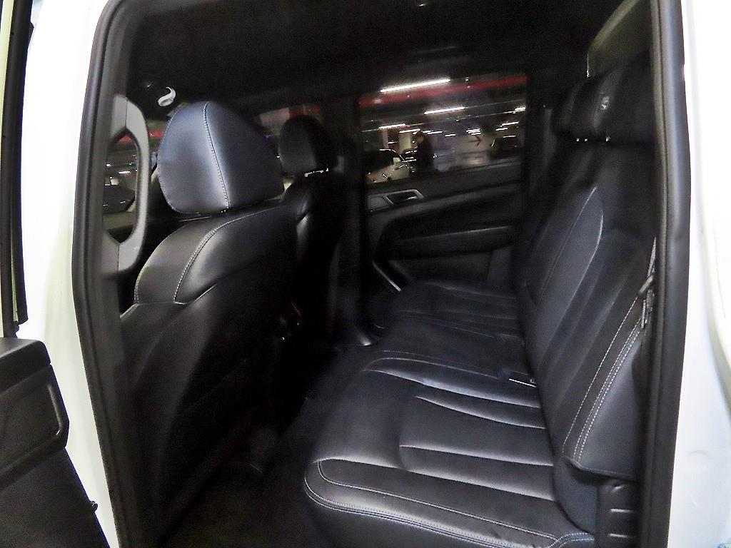 Ssangyong Rexton - Vista 7