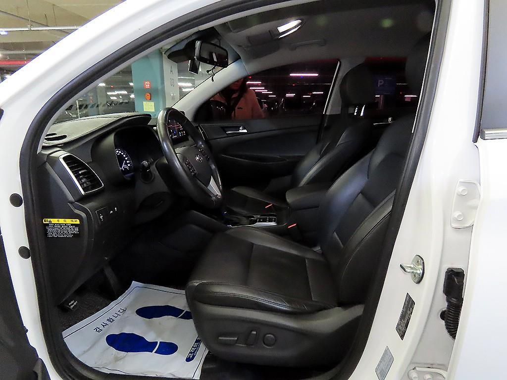 HYUNDAI Tucson - Vista 6