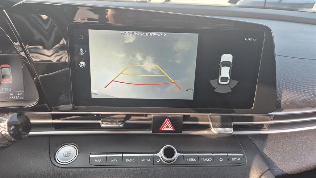 HYUNDAI Avante - Vista 6