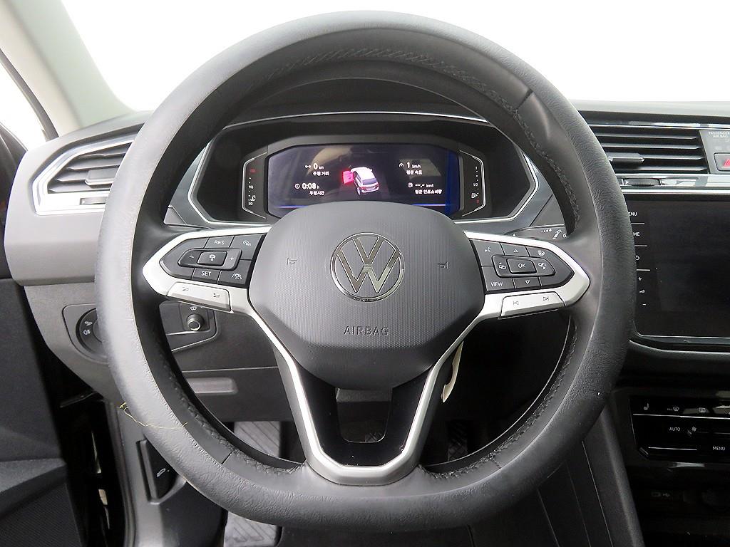 Volkswagen Tiguan - Vista 11