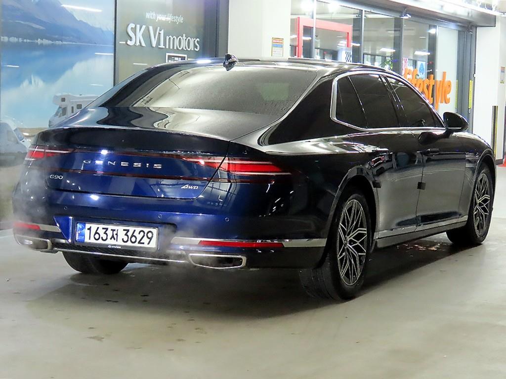 Genesis G90 - Vista 4