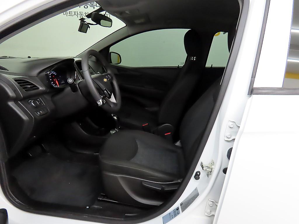 Chevrolet Spark - Vista 5