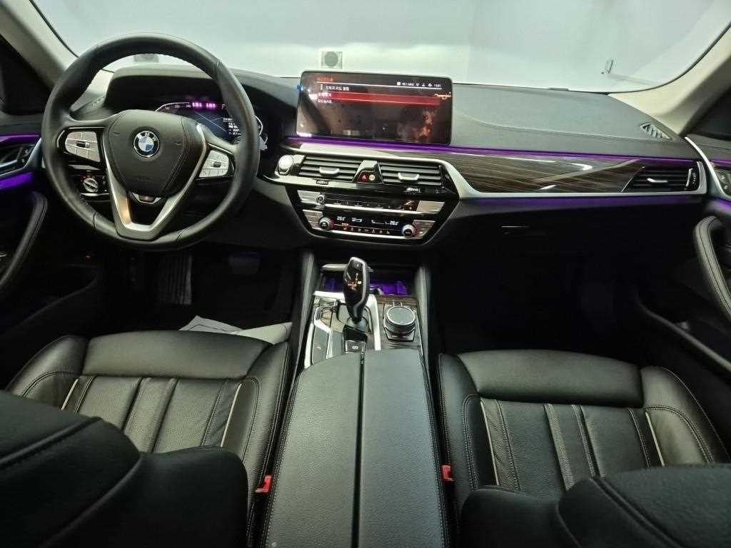 BMW 5 Series - Vista 7