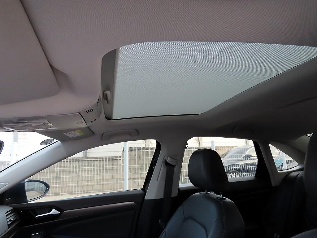 Volkswagen Jetta 2021 Negro - Importación desde Corea - HF Imports Iquique - Foto 18