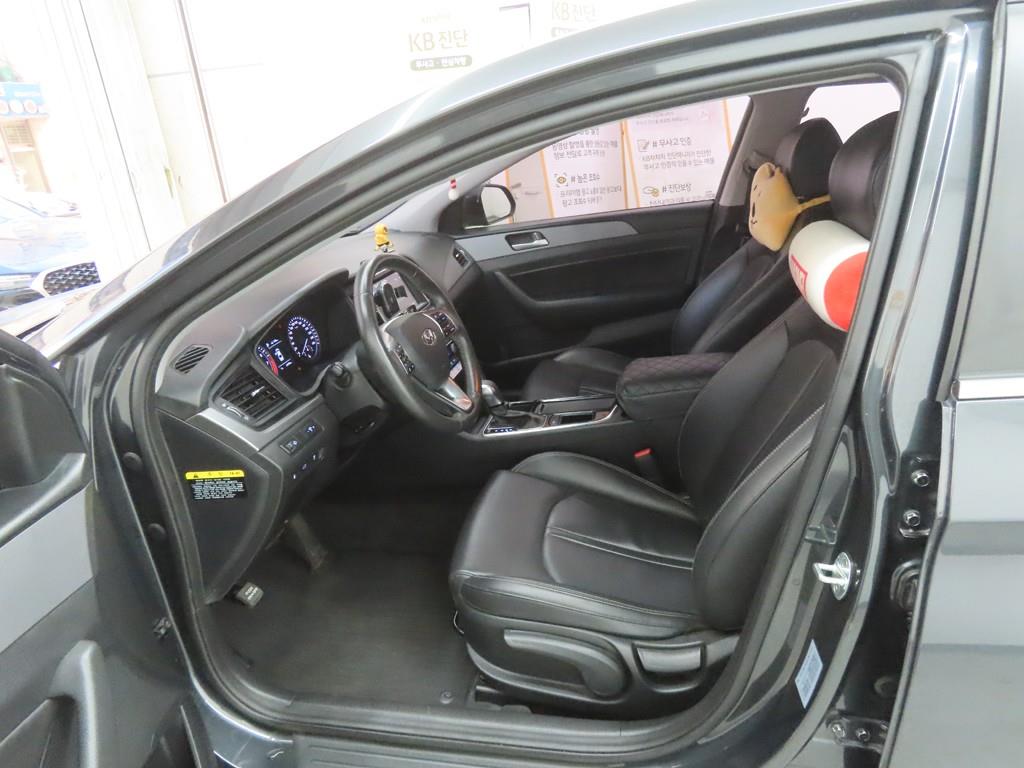 HYUNDAI Sonata - Vista 4