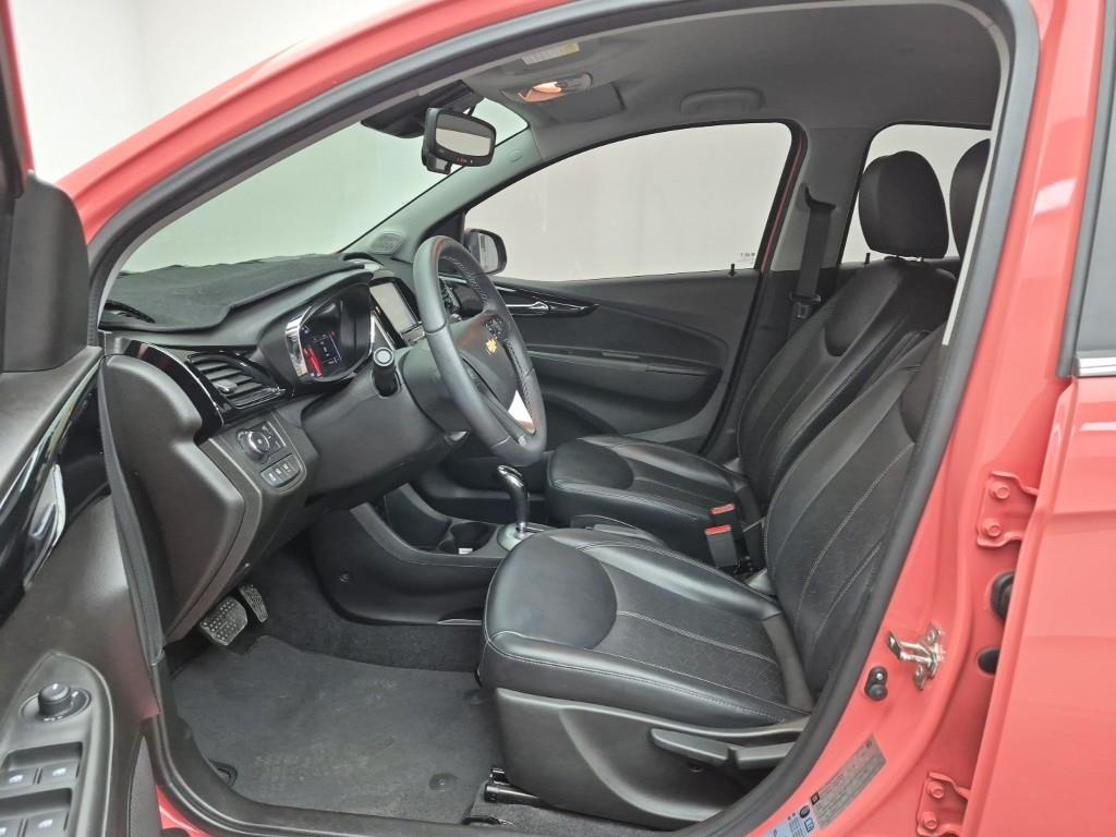 Chevrolet Spark - Vista 11