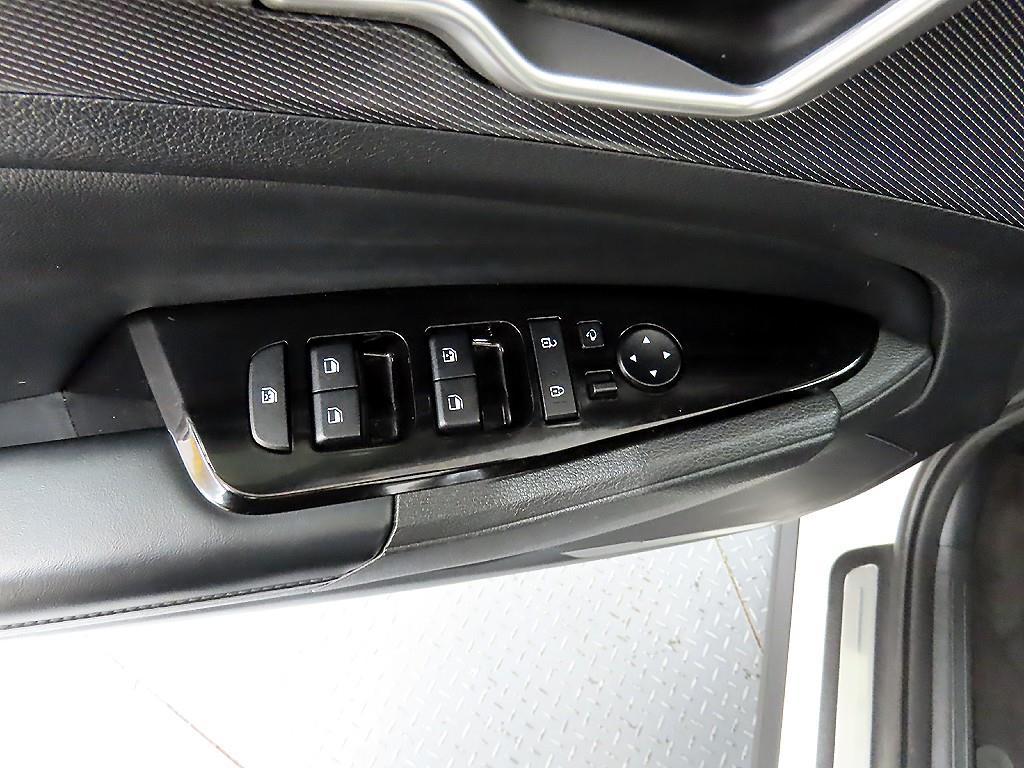 KIA Sportage - Vista 11