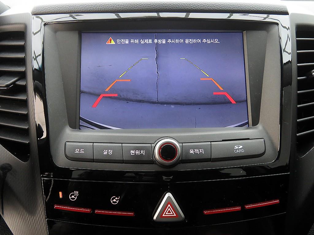 Ssangyong Tivoli 2019 Blanco - Importación desde Corea - HF Imports Iquique - Foto 15