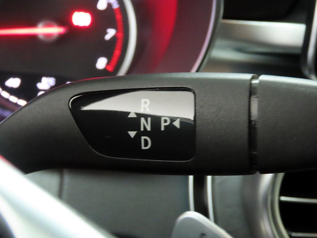 Mercedes Benz C Class - Vista 10