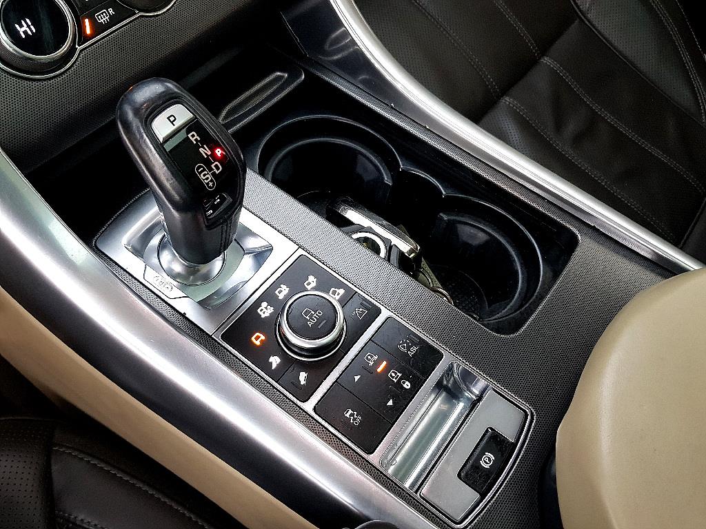 Land Rover Range Rover Sports - Vista 12