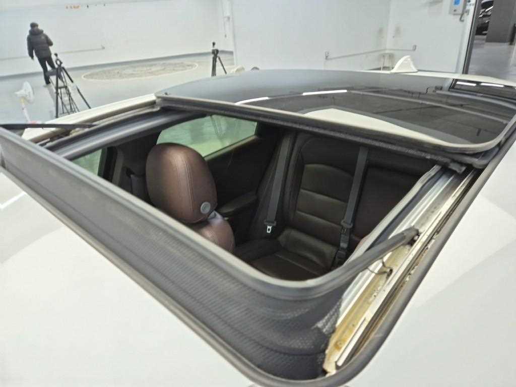 Chevrolet Malibu 2017 Blanco - Importación desde Corea - HF Imports Iquique - Foto 13