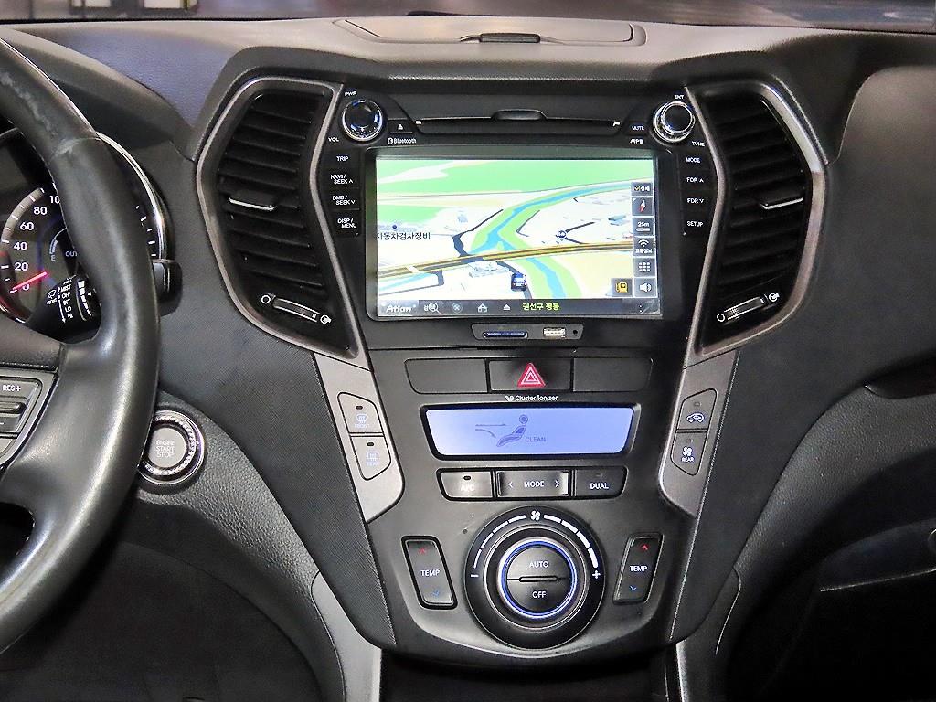 HYUNDAI Maxcruz - Vista 11