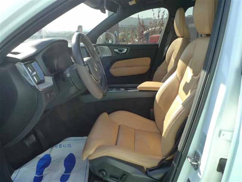 Volvo XC60 - Vista 10