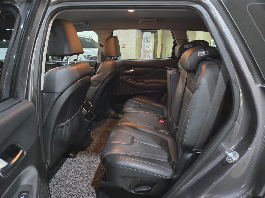 HYUNDAI Santa Fe - Vista 7