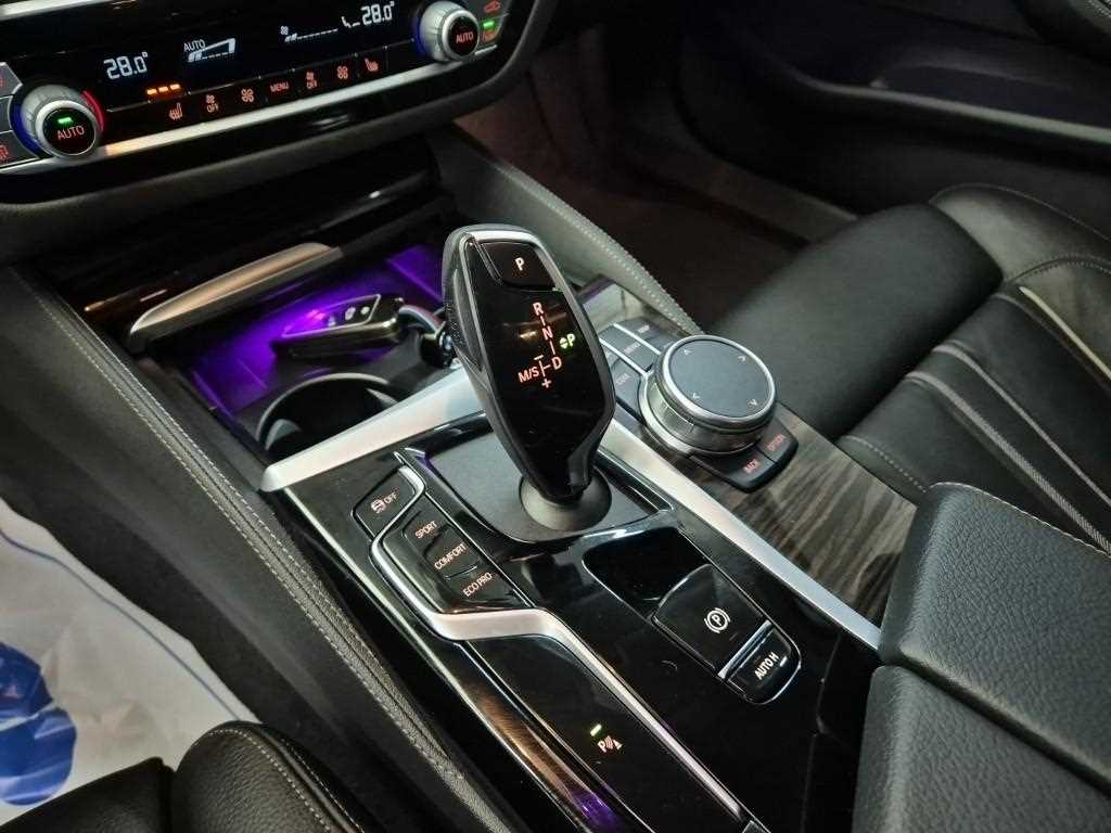 BMW 5 Series - Vista 8