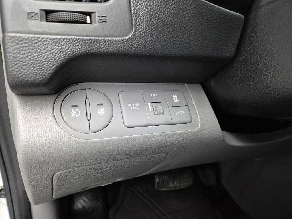 HYUNDAI Starex 2021 Blanco - Importación desde Corea - HF Imports Iquique - Foto 16