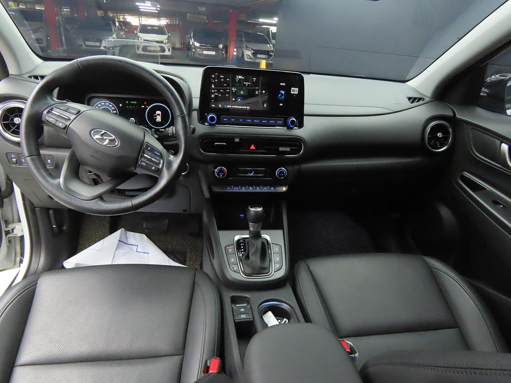 HYUNDAI Kona - Vista 7