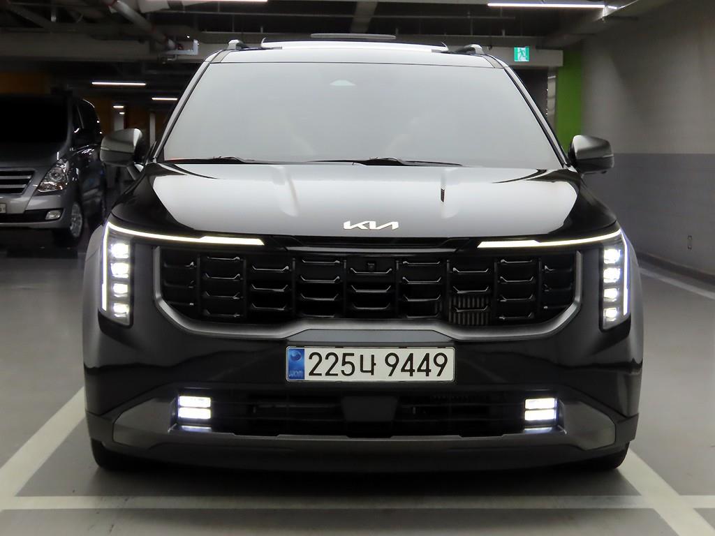 KIA Carnival 2025 Negro - Importación desde Corea - HF Imports Iquique - Foto 1