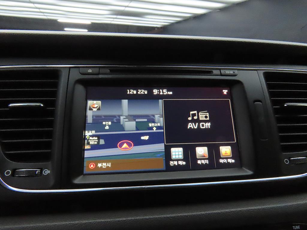 KIA Carnival - Vista 11