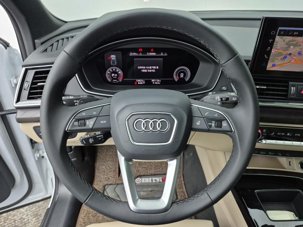 Audi Q5 - Vista 9
