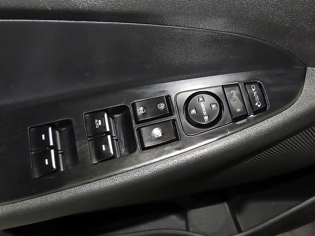 HYUNDAI Tucson 2019 Blanco - Importación desde Corea - HF Imports Iquique - Foto 13