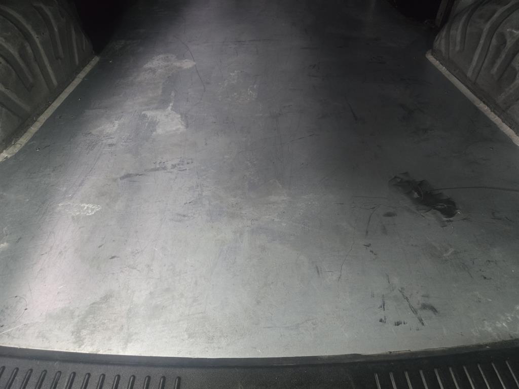 HYUNDAI Starex - Vista 6