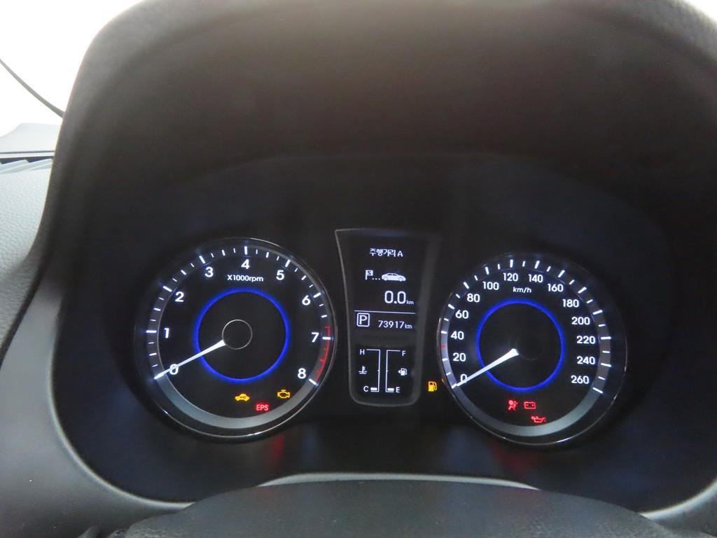 HYUNDAI Grandeur - Vista 8