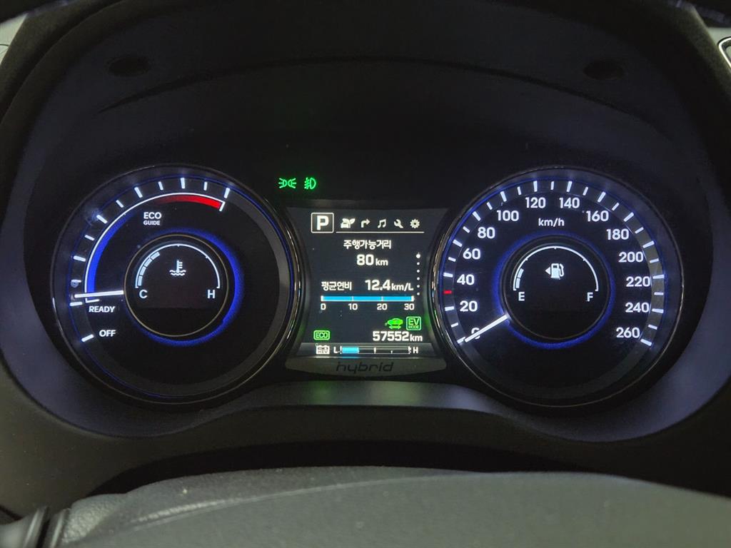 HYUNDAI Grandeur - Vista 10