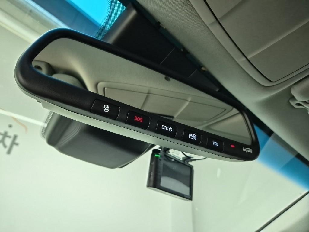 HYUNDAI Grandeur 2019 Blanco - Importación desde Corea - HF Imports Iquique - Foto 16