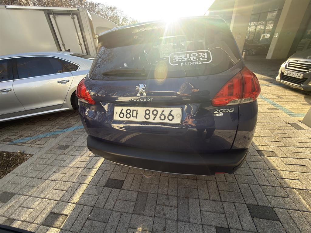 Peugeot 2008 - Vista 5