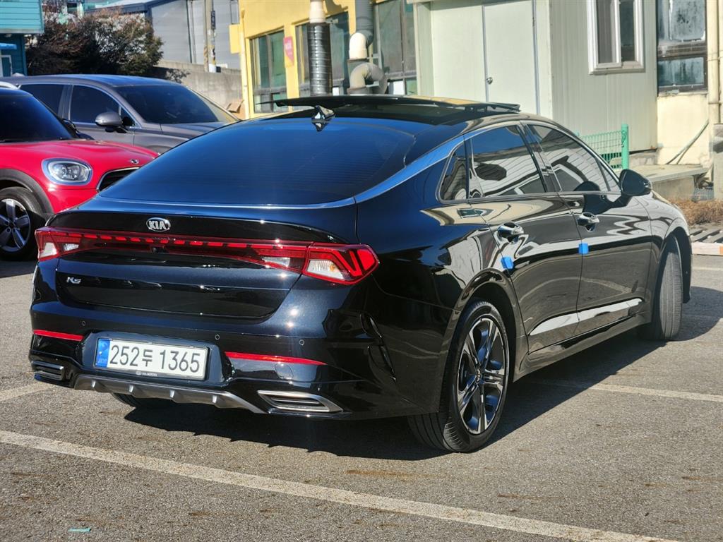 KIA K5 - Vista 4